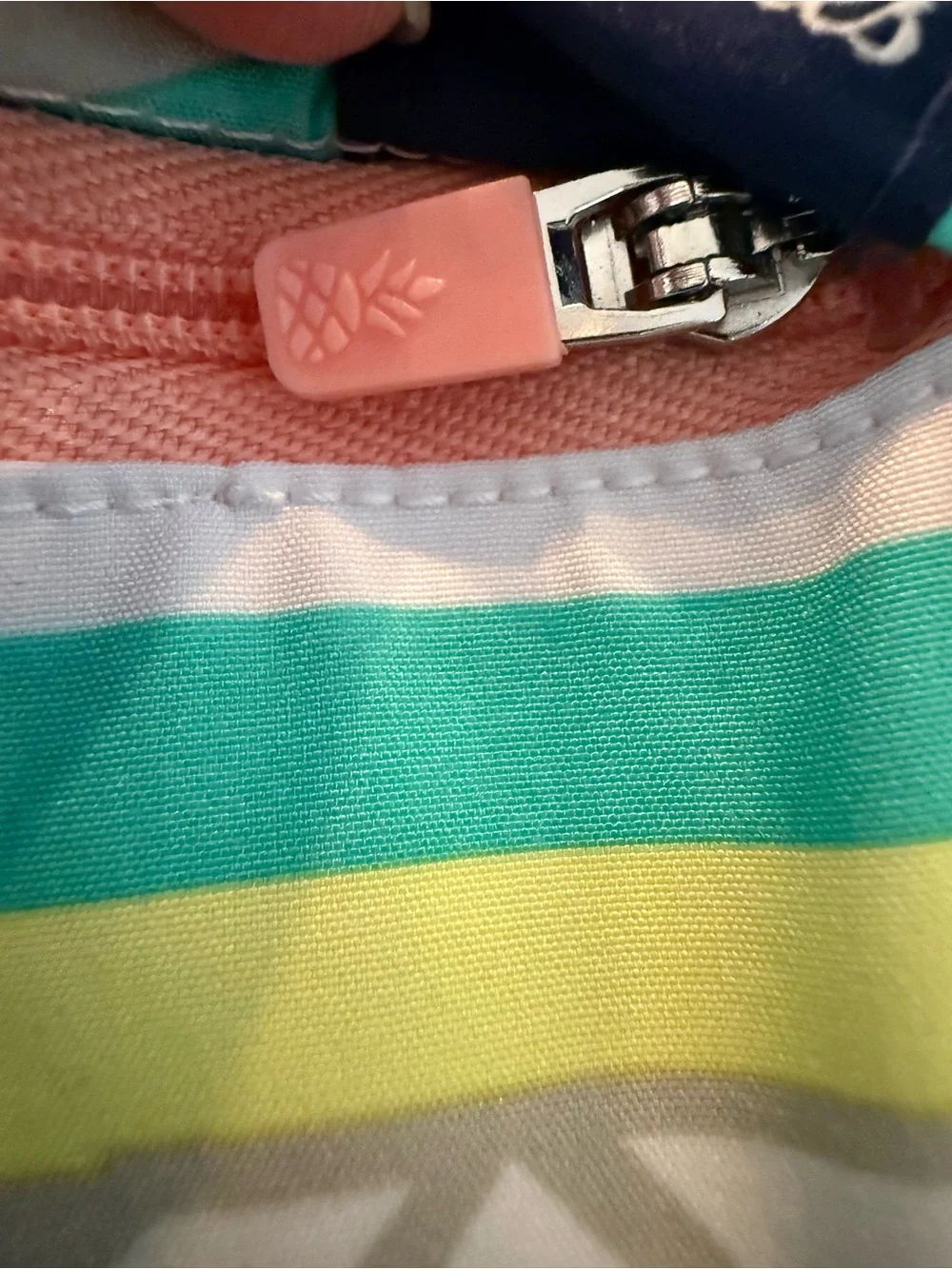 Chubbies Aztec Swim Trunks Mens Small 7 Inch Inseam Lined Swim Shorts